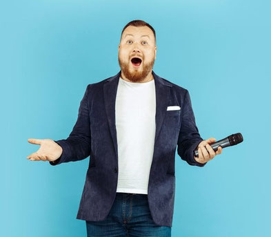 Infos zum Rhetorik-Seminar 3a: Rhetorik für Dozenten und Referenten: Präsenz, Körpersprache, Standing, Publikums-Aktivierung. Inhouse-Seminar Rhetorik für Dozenten & Referenten bei Ihnen vor Ort oder als Training bei Kommunikation NRW