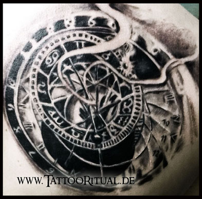 Tattoo Rostock, TattooRitual, Tattoo Sonnenuhr, Tattoostudio Rostock, bestes Tattoostudio Rostock