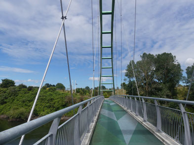 Brücke über den Waikato River nördlich von Hamilton