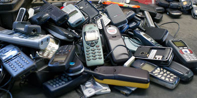 Stapel alter Handys