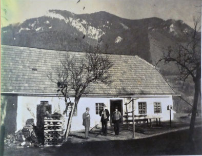 Wimmer-Bade's jaw harp factory in 1949 - residence and workplace