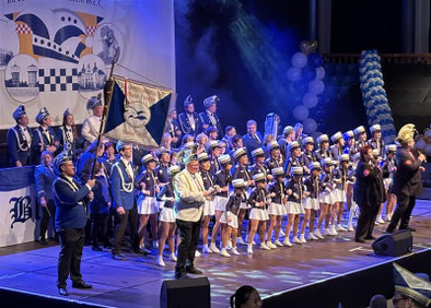 Blaue Funken Hamm, Karneval, Tanzen, Garde, Blau Weiss, Hamm, NRW, BRK, BDK, Termine, Tanzsport, Gesang, Veranstaltungen, Sitzungen, Weiberfastnacht, Herrensitzung, Gala, Lebenshilfe, Kinderkarneval