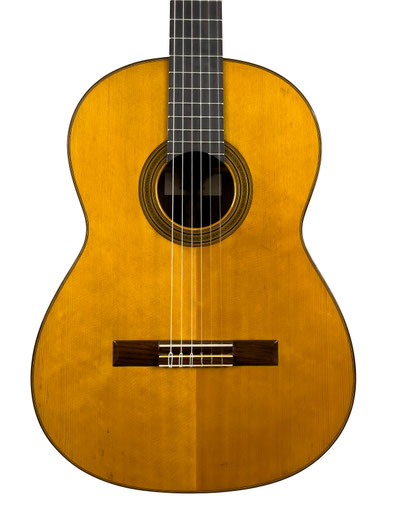 Masaru Kono  - classical guitar  