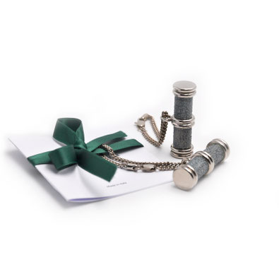 Key-ring  in Sage green Shagreen 