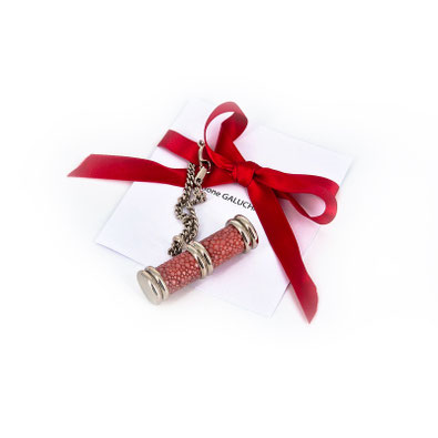 Key-ring in Coral pink Shagreen 