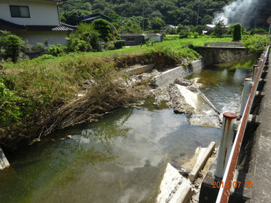 ２週間後、水は減ったが復旧作業進展なし