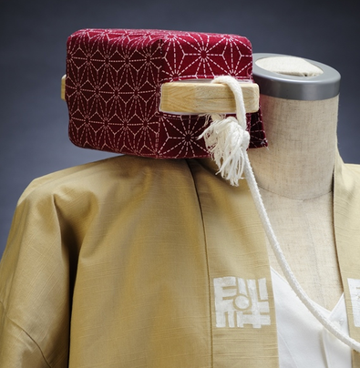 10cm強の高さがあり、背の低い女性でもガッツリ楽しく神輿が担げます【特許出願済】