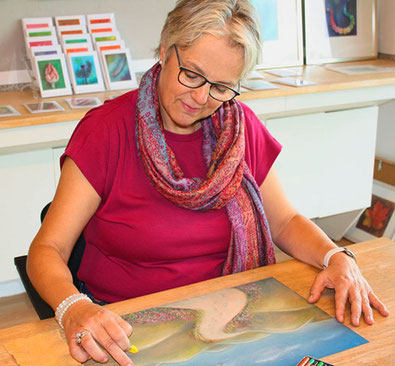 Gisela Rott, Grafik-Designerin, Kreativpädagogin, Workshops, Künstlerhof Lavesum, Huhn was nun?, was ich bin, Kreativität und Selbstliebe, Lebenskunst-Edition