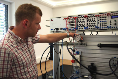 Holger Samrowski Hydraulikschulung