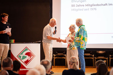 Gerd Zawidzki ehrt für 50 Jahre TSV