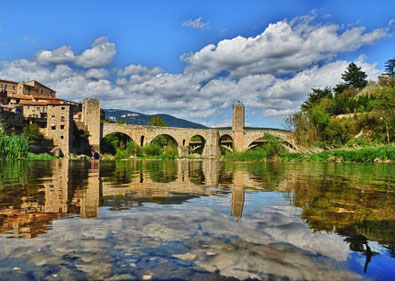 El Fluvià i el pont de Besalú