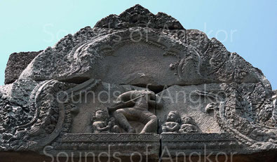 Fronton de la Danse de Shiva. Phnom Chisor.