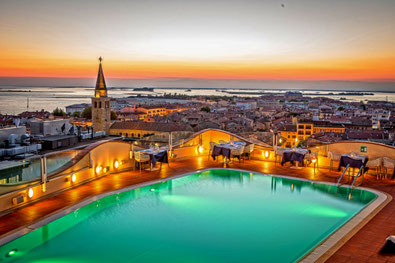 Dachterrasse ©4* Grand Hotel Astoria
