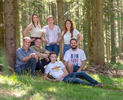 Familie, Familienshooting, Familienfoto, Familienbild auf Leinen, Erinnerungsfotos, Erinnerungen, Familienaufnahmen