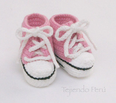 Sneakers o zapatillas para bebés tejidas a crochet!