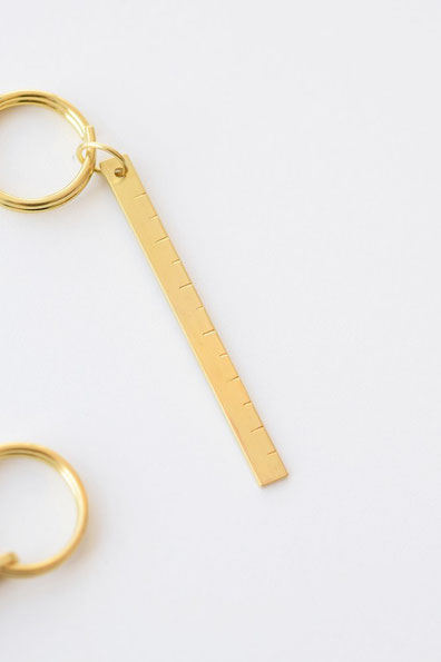 真鍮のキーリング「 ruler 」ものさし付き 〈 Riddle 〉