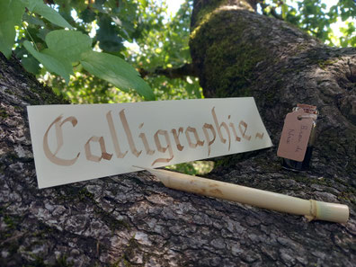 Calligraphie au calame et brou de noix, Calmont d'Olt