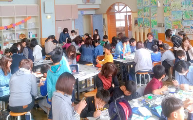 大泉婦人会リフォームクラブ　大泉農村センター開催　ガラスアート体験教室