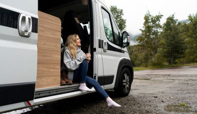 Thermobecher im Camper 2026