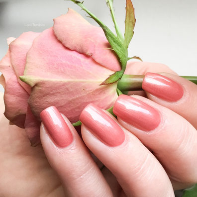 swatch CHANEL ROSE PARADISE 185