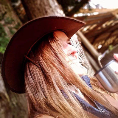 Nathalie Chappeland - artisan sellier Harnacheur N'anima Cuir ©