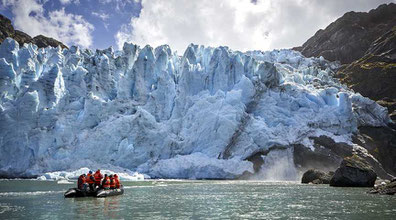 - Glaciar El Cóndor / Australis-Kreuzfahrt -