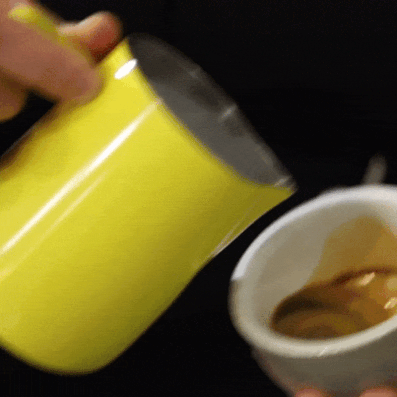 Latte Art Muster gießen