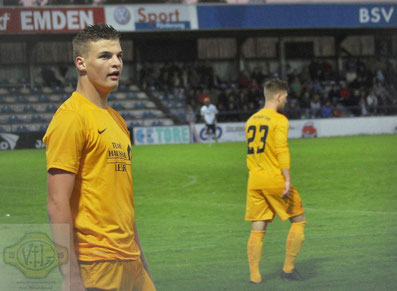 Marek Janssen kam, wie auch Paul Smit, bereits in dieser Saison zu Einsätzen in der Landesliga-Mannschaft des VfL. Beim Derbysieg in Emden erzielte er sogar einen Treffer.