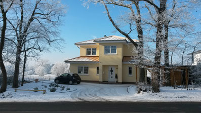 Eingangsansicht - KfW 70 Stadtvilla in Melle - Bauplanung Einfamilienhaus  - Ziegeldach