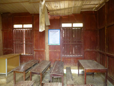 old classroom in Nghe An / altes Klassenzimmer in Nghe An