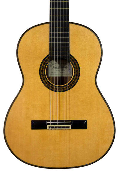 Guitare classique Juan Hernández