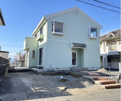 三島市富士見台　中古住宅　(有)大阪屋不動産　三島市東本町1-15-3