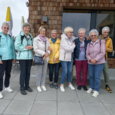 Schwyz mit Magd Lisi und Söldner Tschänel, Rotenflue