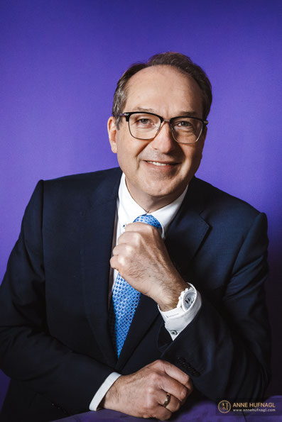 Porträtfoto von Bundesinnenminister Alexander Dobrindt von Politik-Fotografin Anne Hufnagl 2026