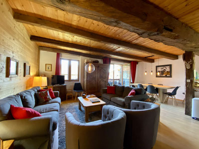 le salon du chalet en location