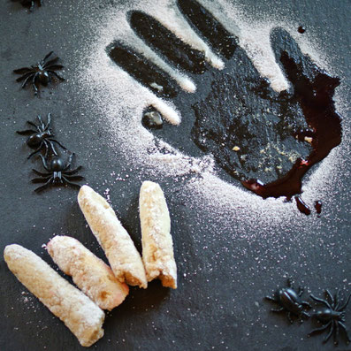 Abgeschnittene Finger aus Marshmallow für Halloween