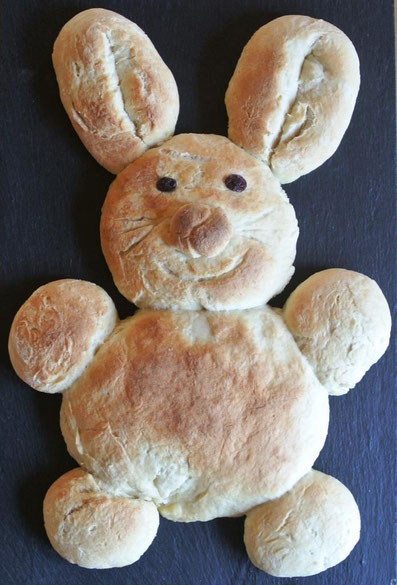 Hefe-Hase nach dem Backen