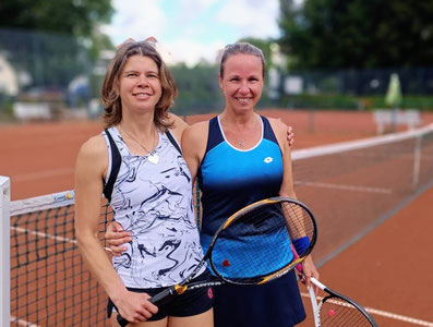 đ Claudia Brandt - Bettina Schröder