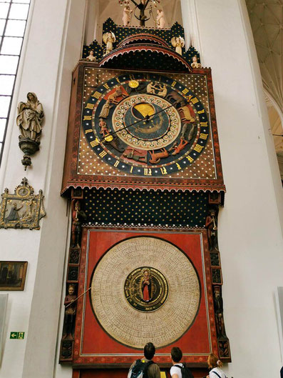 Danzig an einem Tag Marienkirche astronomische Uhr