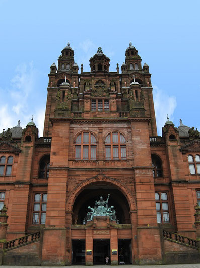 Glasgow - 10 things to see and do - Kelvingrove Art Gallery