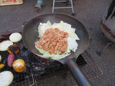 牛ホルモン　　※これがとても美味しい！！