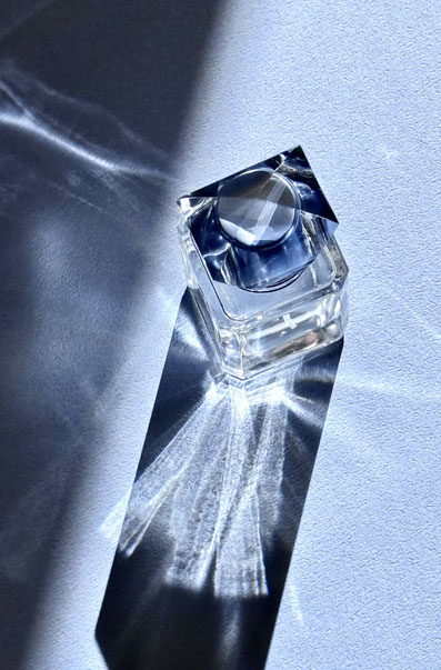 透明感と輝きを放つ様子