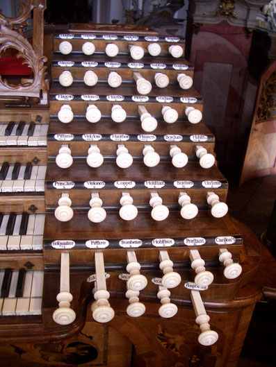 Von Photo: Andreas Praefcke - Eigenes Werk, CC BY 3.0, https://commons.wikimedia.org/w/index.php?curid=126691