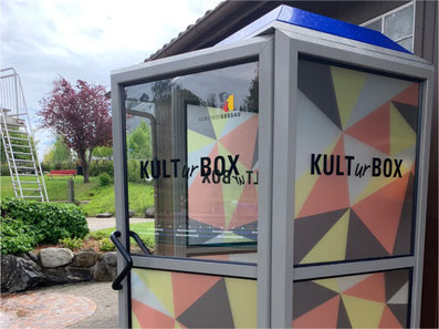 Die Mini-Bibliothek im Freibad Tannenberg. Bild: zvg