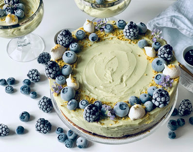 no-bake-cheesecake, cheesecake, matchacheesecake, matcha, Heidelbeeren