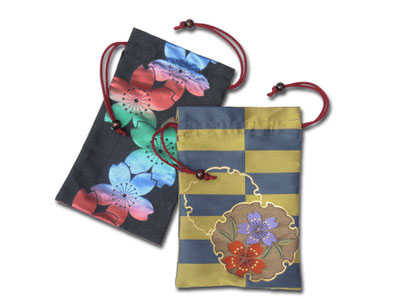 金襴織り巾着／提供：お祭り用品日本最大級の品揃え　橋本屋　※実際の商品と写真の色は若干異なる場合がございます。