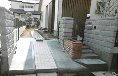 外構工事　施工後　玄関前階段工事　スロープ　　千葉県　佐倉市　リフォーム　スリーエイトホーム
