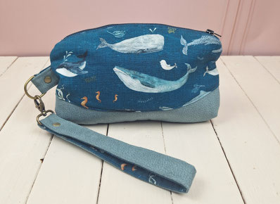 trousse multifonction femme, pochette à maquillage avec dragone amovible, faux cuir bleu, tissu avec des baleines , idée cadeau femme, fête des mamans