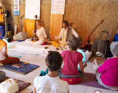 Yoga de la Voix, Mantras et Chant Sacré de l'Inde - www.yogadelavoix.com