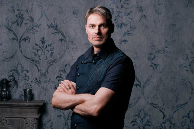 Steampunk Hochzeit, Ausgefallene Brautmode,